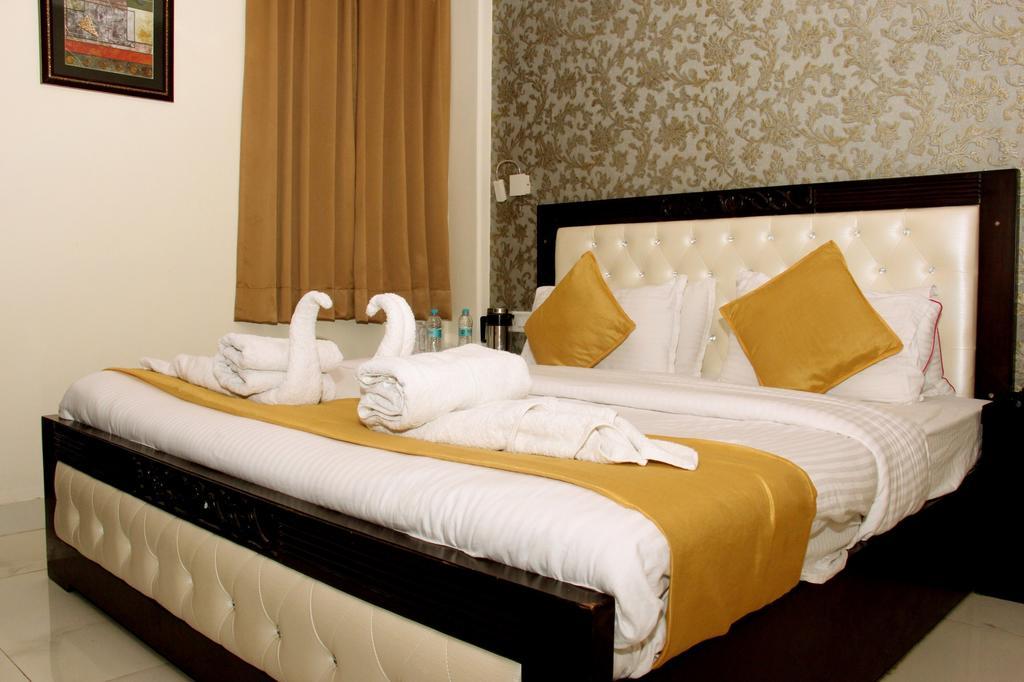 Hotel Eurasia Divisione di Divisione di Jaipur Esterno foto