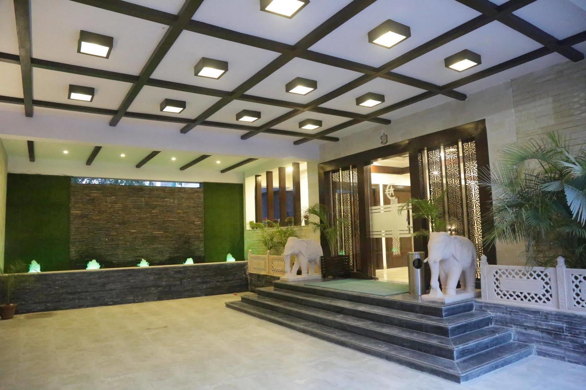 Hotel Eurasia Divisione di Divisione di Jaipur Esterno foto